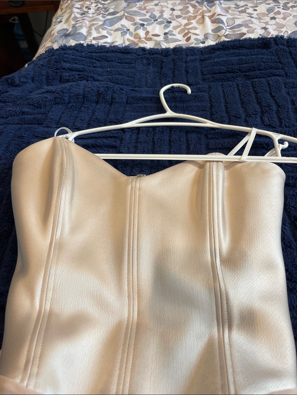 BABATON Corset Bodysuit - Picture 9 of 10
